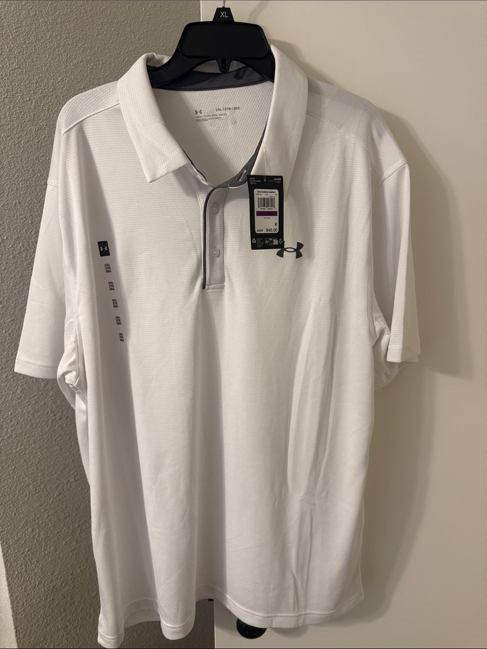 Under Armour Men’s White Polo with Contrasting Gray Trim